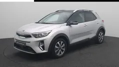 Grijs Gebruikt 2021 Kia Stonic SUV | € 18.940 (Eerlijke prijs)