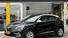 Zwart Gebruikt 2022 Renault Captur Techno SUV | € 24.745 (Eerlijke prijs)