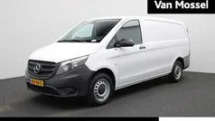 Wit Gebruikt 2023 Mercedes Vito MPV | € 26.900 (Goede deal)