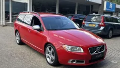 Rood Gebruikt 2010 Volvo V70 R-Design Stationwagen | € 13.450 (Eerlijke prijs)