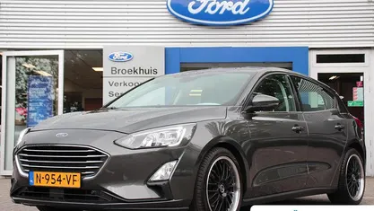 Gebruikt 2022 Ford Focus Business Edition Hatchback | € 16.395 (Eerlijke prijs)