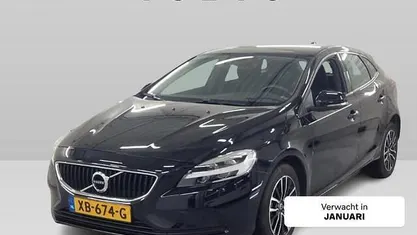 Gebruikt 2018 Volvo V40 Hatchback | € 19.899 (Eerlijke prijs)