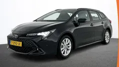Zwart Gebruikt 2023 Toyota Corolla Active Stationwagen | € 25.790 (Eerlijke prijs)