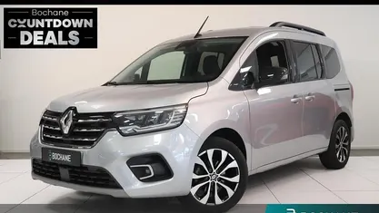 Grijs Gebruikt 2023 Renault Kangoo Luxe MPV | € 34.357 (Eerlijke prijs)