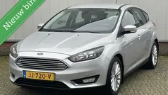 Grijs Gebruikt 2016 Ford Focus Titanium Hatchback | € 10.995 (Eerlijke prijs)
