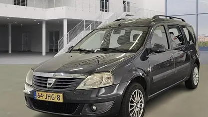 Occasion 2009 Dacia Logan MCV Lauréate MPV | € 2.495 (Eerlijke prijs)