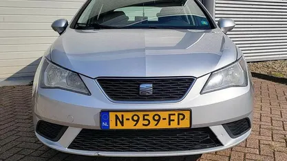 Grijs Gebruikt 2013 Seat Ibiza ST Stationwagen | € 2.645 (Goede deal)