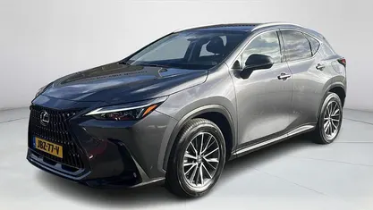Grijs Gebruikt 2023 Lexus NX450h+ Luxury Line SUV | € 49.880 (Goede deal)