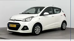 Wit Gebruikt 2017 Hyundai i10 Comfort Hatchback | € 8.600 (Eerlijke prijs)