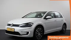 Wit, metallic lak Gebruikt 2019 VW e-Golf Hatchback | € 11.890 (Eerlijke prijs)