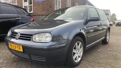 Blauw (metallic) Gebruikt 2003 VW Golf IV Ocean Hatchback | € 1.399 (Eerlijke prijs)