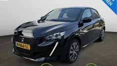 Zwart Gebruikt 2021 Peugeot e-208 Active Hatchback | € 14.045 (Super prijs)