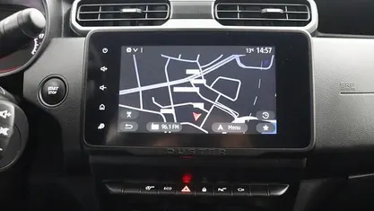 Gebruikt 2024 Dacia Duster Journey SUV | € 22.995 (Goede deal)