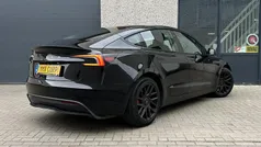 Zwart Gebruikt 2024 Tesla Model 3 Standard Range Plus Sedan | € 34.999 (Eerlijke prijs)