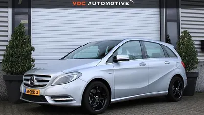 Grijs Occasion 2011 Mercedes B180 Ambition MPV | € 8.450 (Eerlijke prijs)