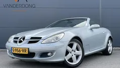 Grijs Gebruikt 2004 Mercedes SLK200 Cabriolet | € 7.945 (Eerlijke prijs)