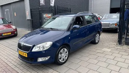 Occasion Skoda Fabia Ambition 86 PK (63 kW) 2011 Blauw Hatchback