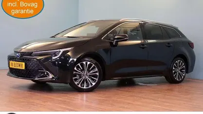 Occasion Toyota Corolla Team 140 PK (102 kW) 2025 Zwart (metallic) Stationwagen