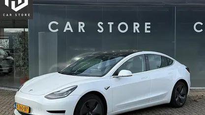 Occasion Tesla Model 3 Standard Range 239 kW (325 PK) 2020 Sedan