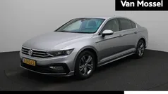 Gebruikt 2021 VW Passat Business Sedan | € 25.400 (Eerlijke prijs)