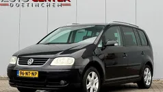 Zwart Gebruikt 2004 VW Touran Highline MPV | € 1.950 (Eerlijke prijs)