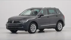 Gebruikt 2020 VW Tiguan Life SUV | € 26.440 (Eerlijke prijs)