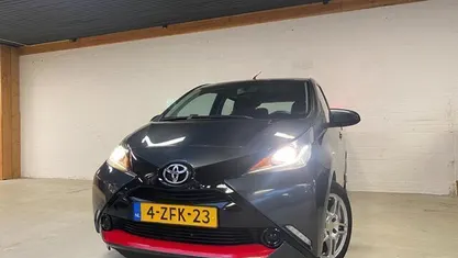 Occasion Toyota Aygo X-play 69 PK (50 kW) 2015 Hatchback
