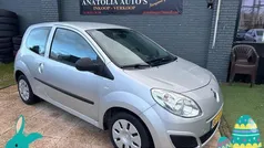 Grijs Gebruikt 2008 Renault Twingo Authentique Hatchback | € 1.690 (Eerlijke prijs)