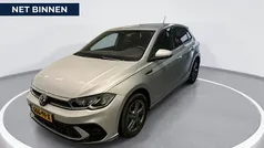 Grijs Gebruikt 2024 VW Polo R-line Hatchback | € 25.440 (Eerlijke prijs)