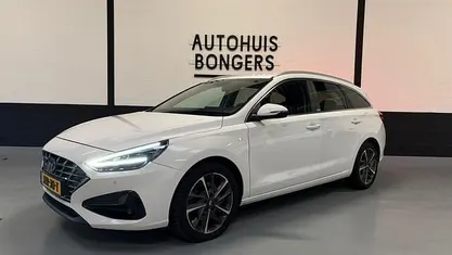 Overige Occasion 2020 Hyundai i30 Premium Hatchback | € 15.995 (Goede deal)