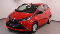 Rood Gebruikt 2018 Toyota Aygo Hatchback | € 9.794 (Eerlijke prijs)