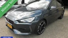 Grijs Gebruikt 2024 Cupra Leon Hatchback | € 32.950 (Eerlijke prijs)