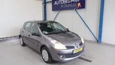 Grijs Gebruikt 2008 Renault Clio II Hatchback | € 2.900 (Eerlijke prijs)