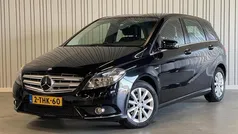 Zwart Gebruikt 2012 Mercedes B180 MPV | € 8.950 (Eerlijke prijs)