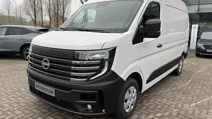 Wit Nieuw 2025 Nissan Interstar Van | € 42.950 (Eerlijke prijs)
