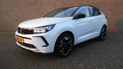 Gebruikt 2024 Opel Grandland X Ultimate SUV | € 29.950 (Goede deal)