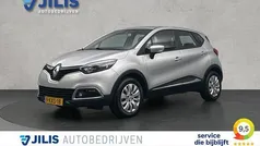Grijs, metallic lak Gebruikt 2013 Renault Captur Expression SUV | € 11.450 (Eerlijke prijs)