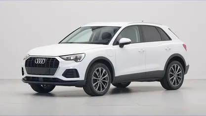 Wit (metallic) Occasion 2024 Audi Q3 Proline SUV | € 41.140 (Goede deal)
