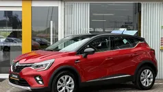 Rood Gebruikt 2022 Renault Captur Intens SUV | € 24.645 (Eerlijke prijs)