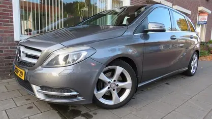 Gebruikt 2014 Mercedes B180 Ambition MPV | € 12.000 (Eerlijke prijs)