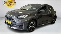 Grijs Gebruikt 2024 Toyota Yaris Hybrid Edition Hatchback | € 25.945 (Eerlijke prijs)