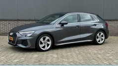 Grijs Gebruikt 2021 Audi A3 Sportback S-Line Hatchback | € 27.890 (Eerlijke prijs)