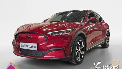 Lucid red tc/red carpet tc (pn4hq) Gebruikt 2021 Ford Mustang Mach-E SUV | € 28.445 (Eerlijke prijs)