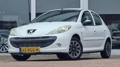 Wit Gebruikt 2011 Peugeot 206+ Hatchback | € 2.444 (Goede deal)