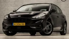Gebruikt 2020 Ford Focus ST-Line Hatchback | € 16.445 (Eerlijke prijs)