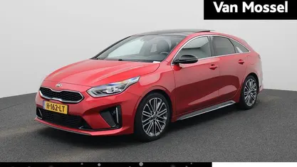 Gebruikt 2020 Kia ProCeed Hatchback | € 21.400 (Eerlijke prijs)