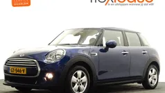 Blauw metallic Gebruikt 2015 Mini Cooper Comfort Hatchback | € 11.900 (Eerlijke prijs)
