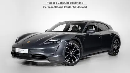 Occasion 2022 Porsche Taycan Cross Turismo Stationwagen | € 64.900 (Super prijs)