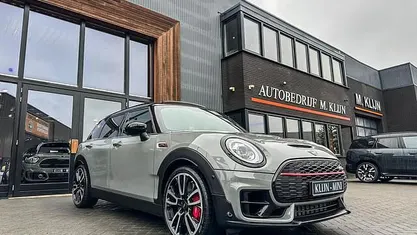 Grijs (metallic) Occasion 2021 Mini John Cooper Works Clubman Stationwagen | € 39.650 (Eerlijke prijs)