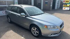 Grijs Gebruikt 2011 Volvo V70 Stationwagen | € 6.995 (Eerlijke prijs)